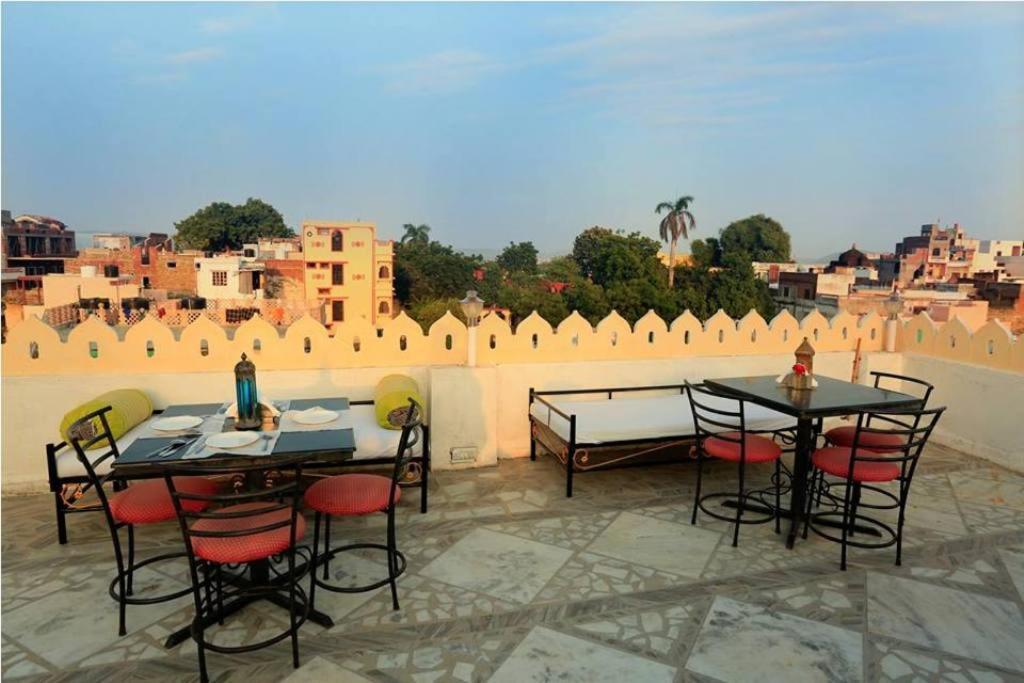 Hotel Janak Niwas Udaipur Eksteriør bilde