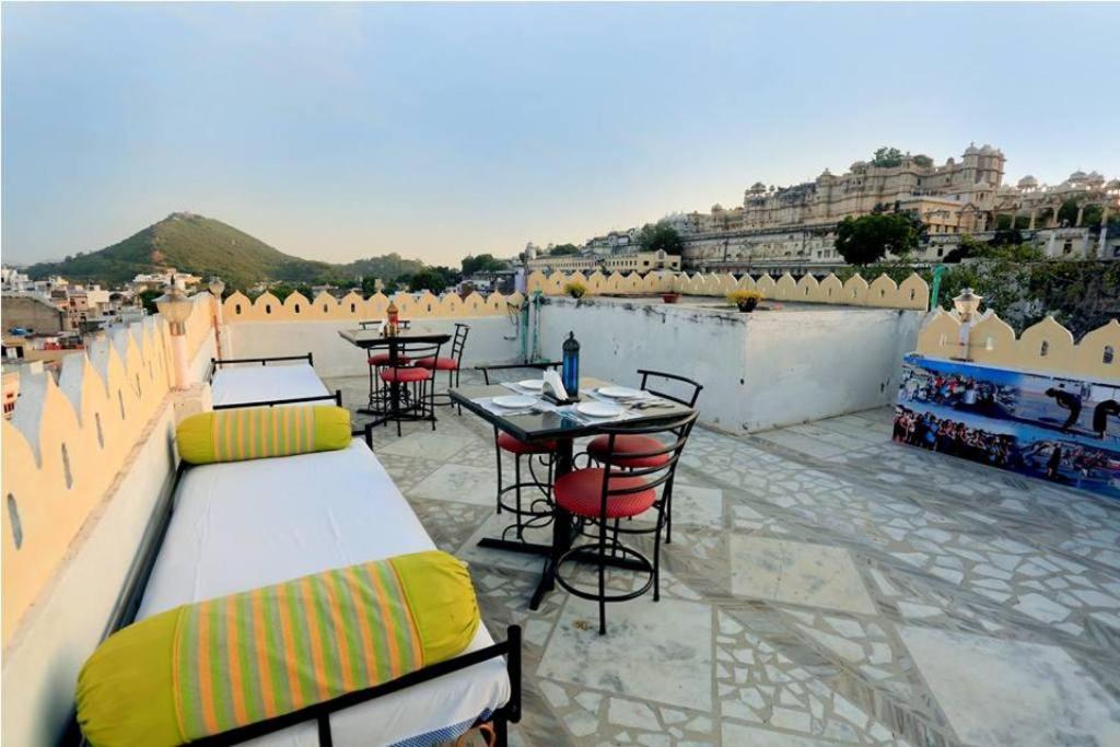 Hotel Janak Niwas Udaipur Eksteriør bilde